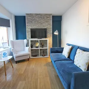 Anjore House - Modern Serviced In Belfast